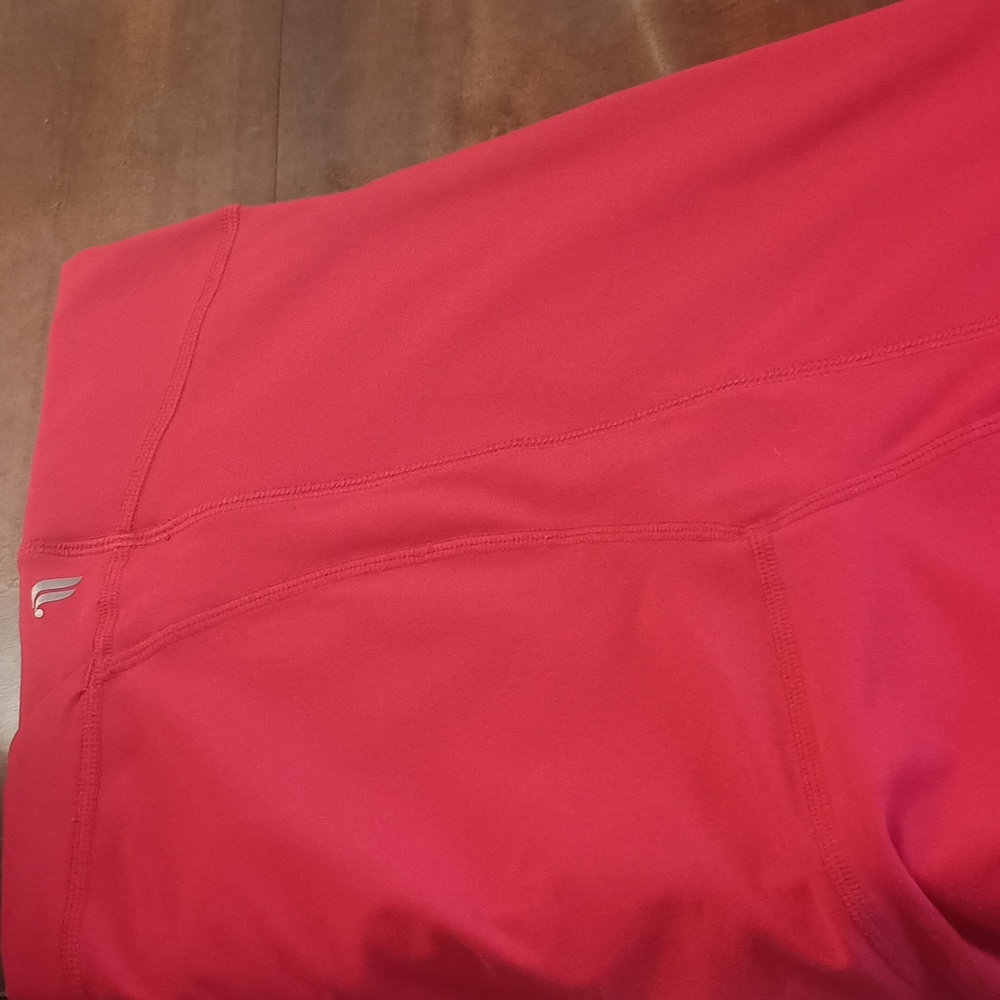 Fabletics Red Bike shorts With 2 pockets. Gently used. Size 1X - Picture 7 of 7
